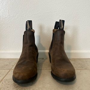 Blundstons Boots size 7 - NWOT - never worn